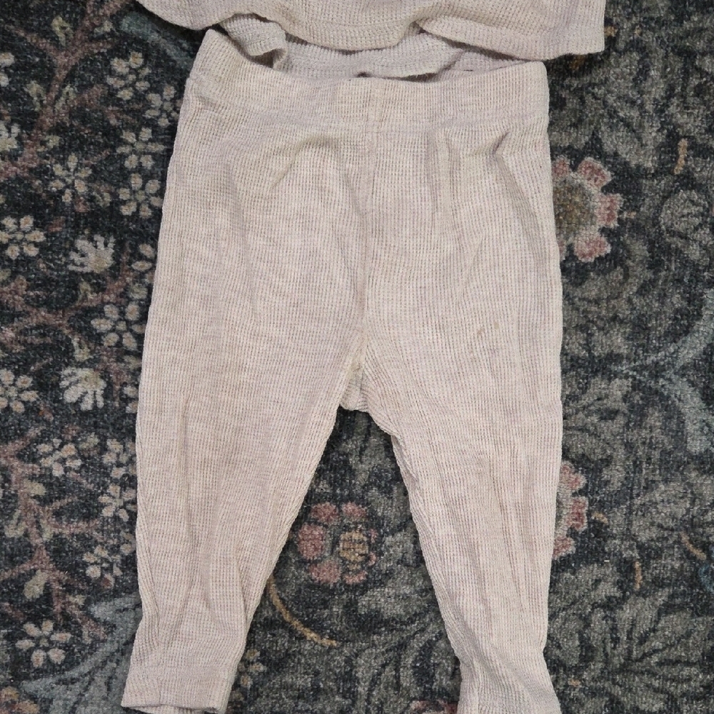 Old Navy Toddler Sets - Picture 8 of 11